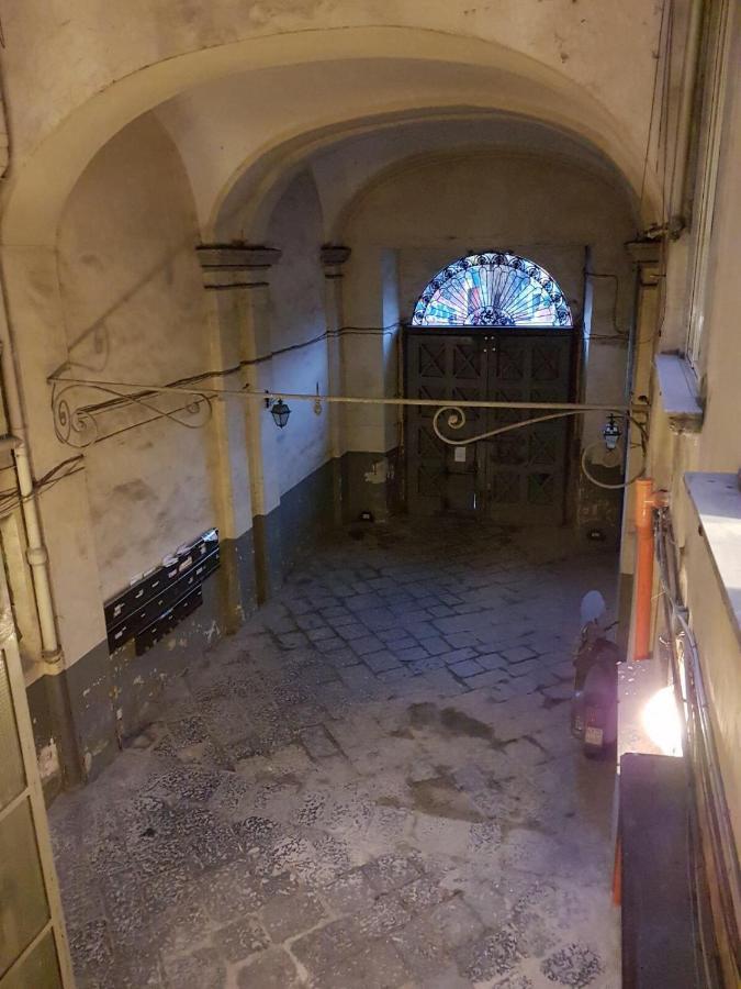 61 Piazza Cavour Ξενοδοχείο Νάπολη Εξωτερικό φωτογραφία